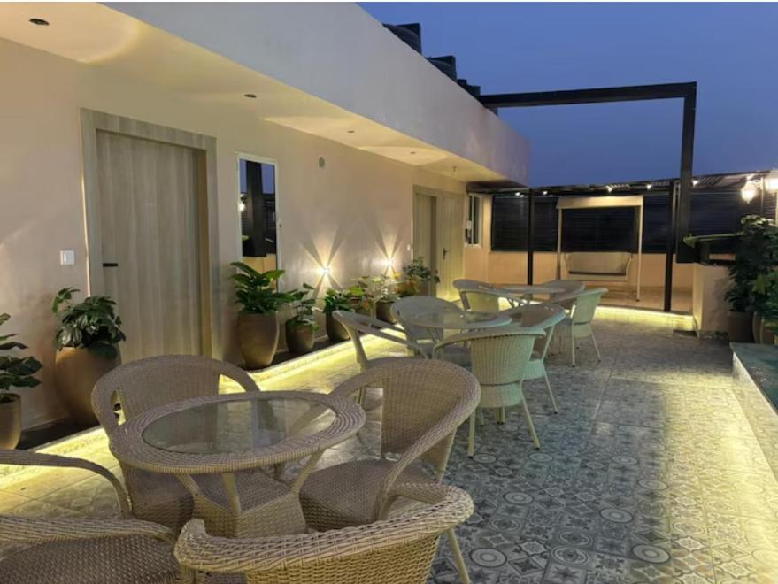 Foxoso Venue Hotel, Delhi Airport New Delhi